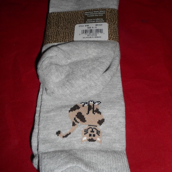 1 Pair High Meadows Cat 80 % Cotton Cushion Socks - Picture 5 of 5